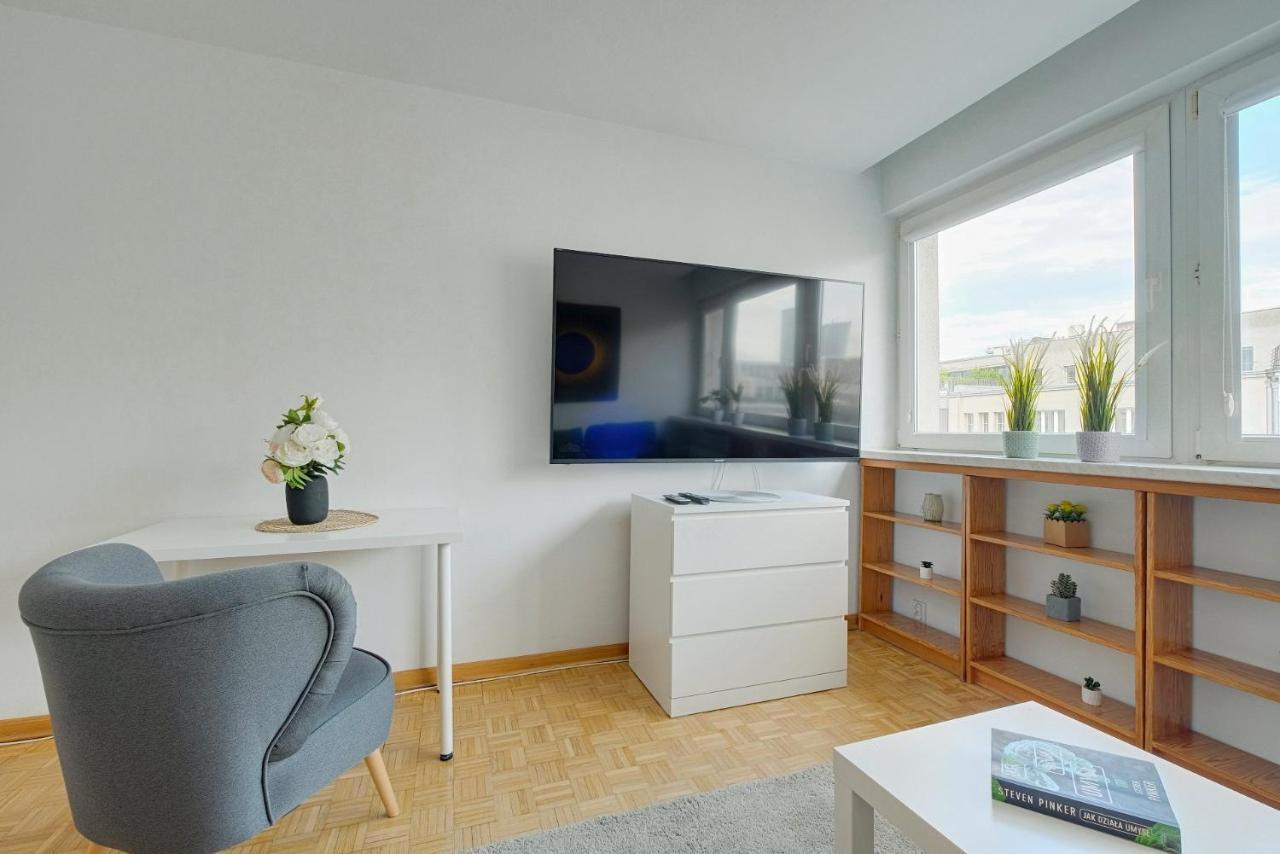 2 Bedroom Apt In Heart Of Warsaw Zgoda 9 Tv70 Eksteriør bilde